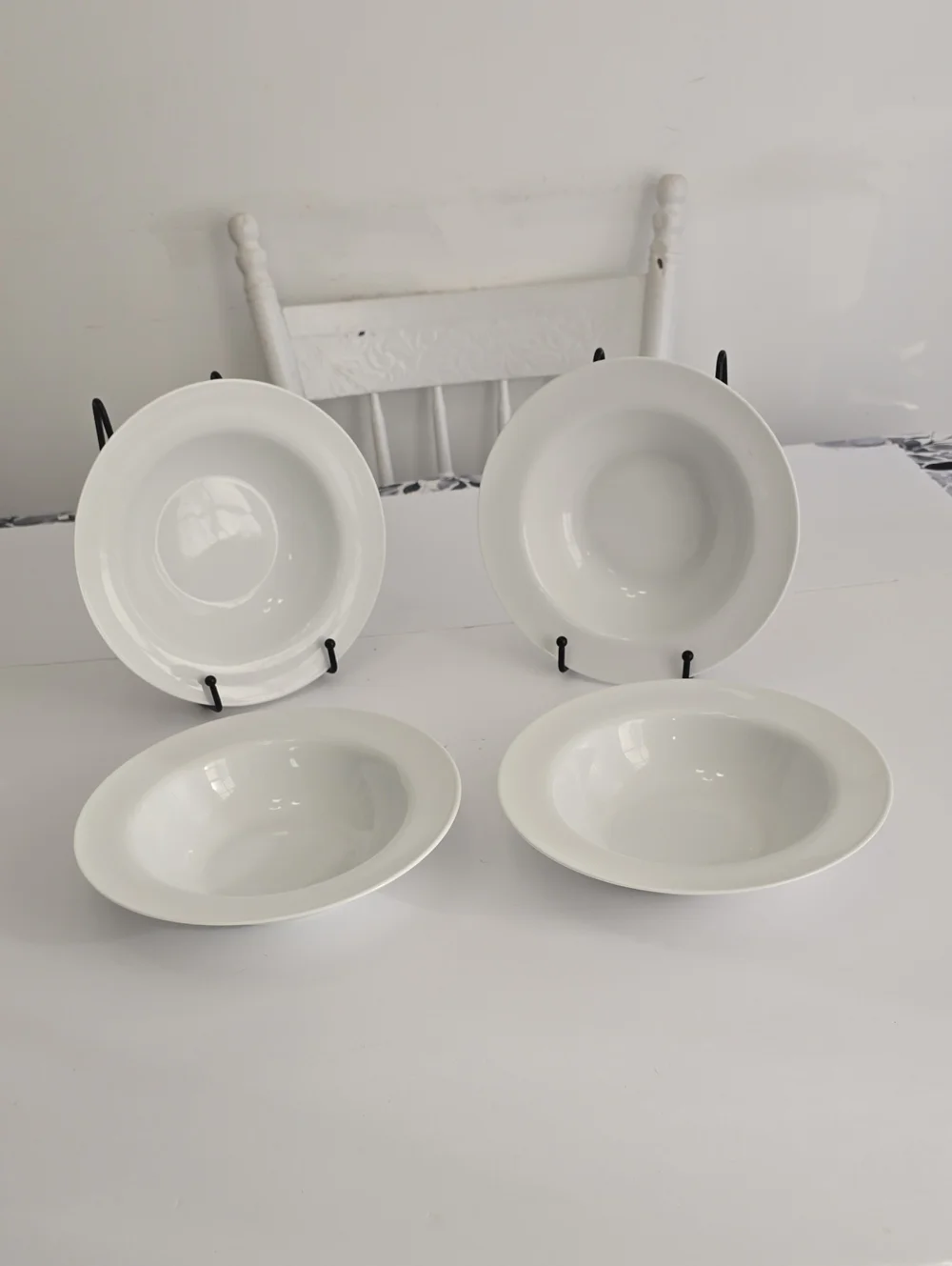 Pier 1 Imports Set Of 4 Luminous White Porcelain Soup Pasta Bowls